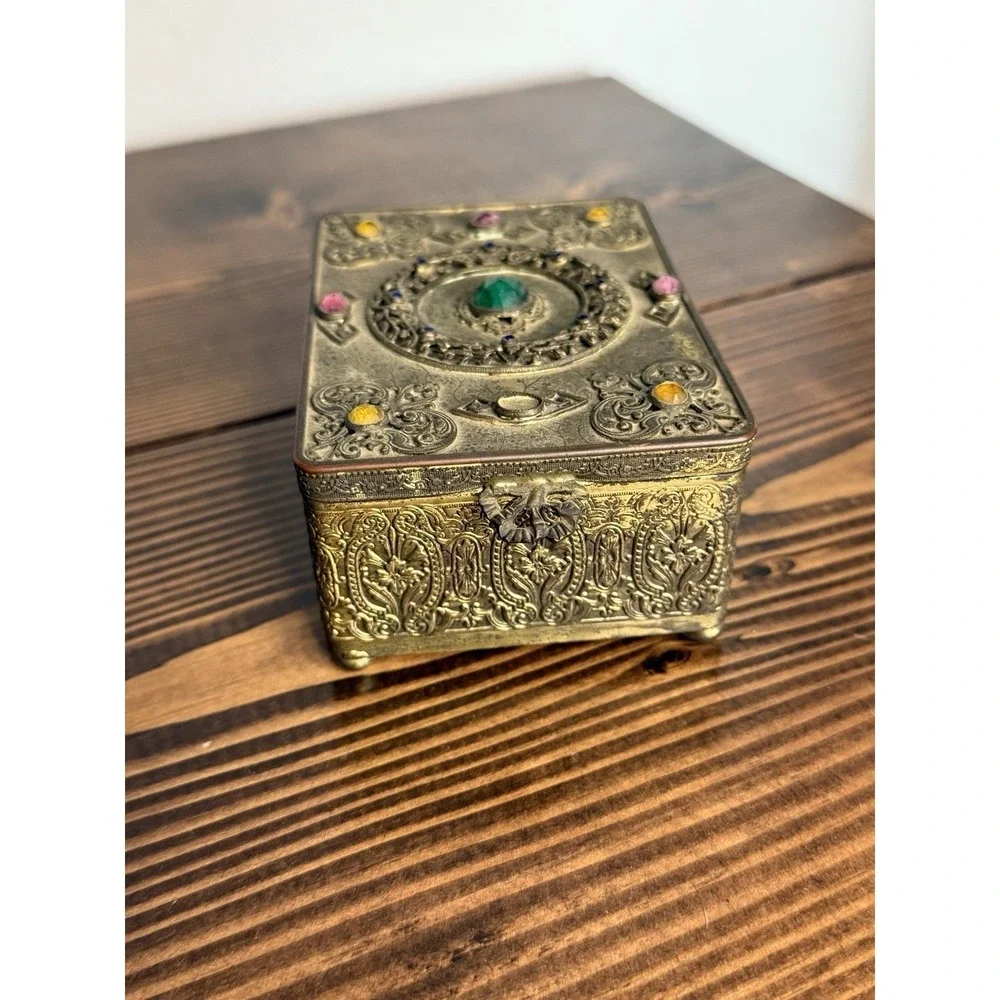 Antique E‎ & J B Empire Art Gold Jeweled Vanity Box Ornate Brass Broken